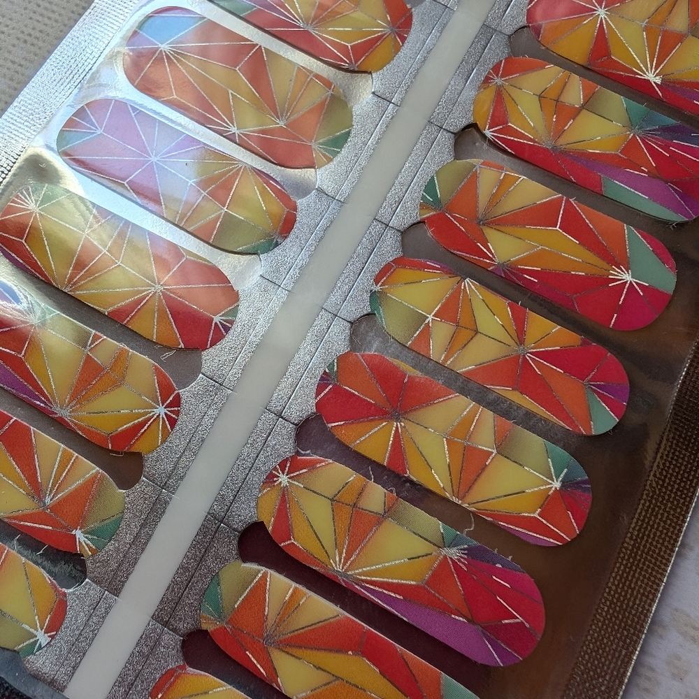 5 for $15 Nail Wraps- Hologram of Color - Picture 1 of 4
